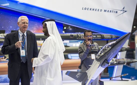 2015 Dubai Airshow. Day Two