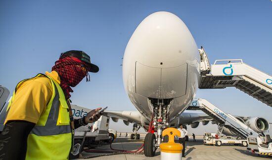 2015 Dubai Airshow. Day Two