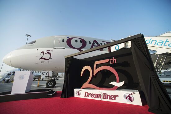 2015 Dubai Airshow. Day Two