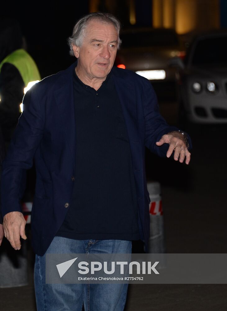 Robert De Niro visits Moscow, opens Nobu restaurant