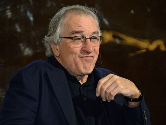 Robert De Niro visits Moscow, opens Nobu restaurant