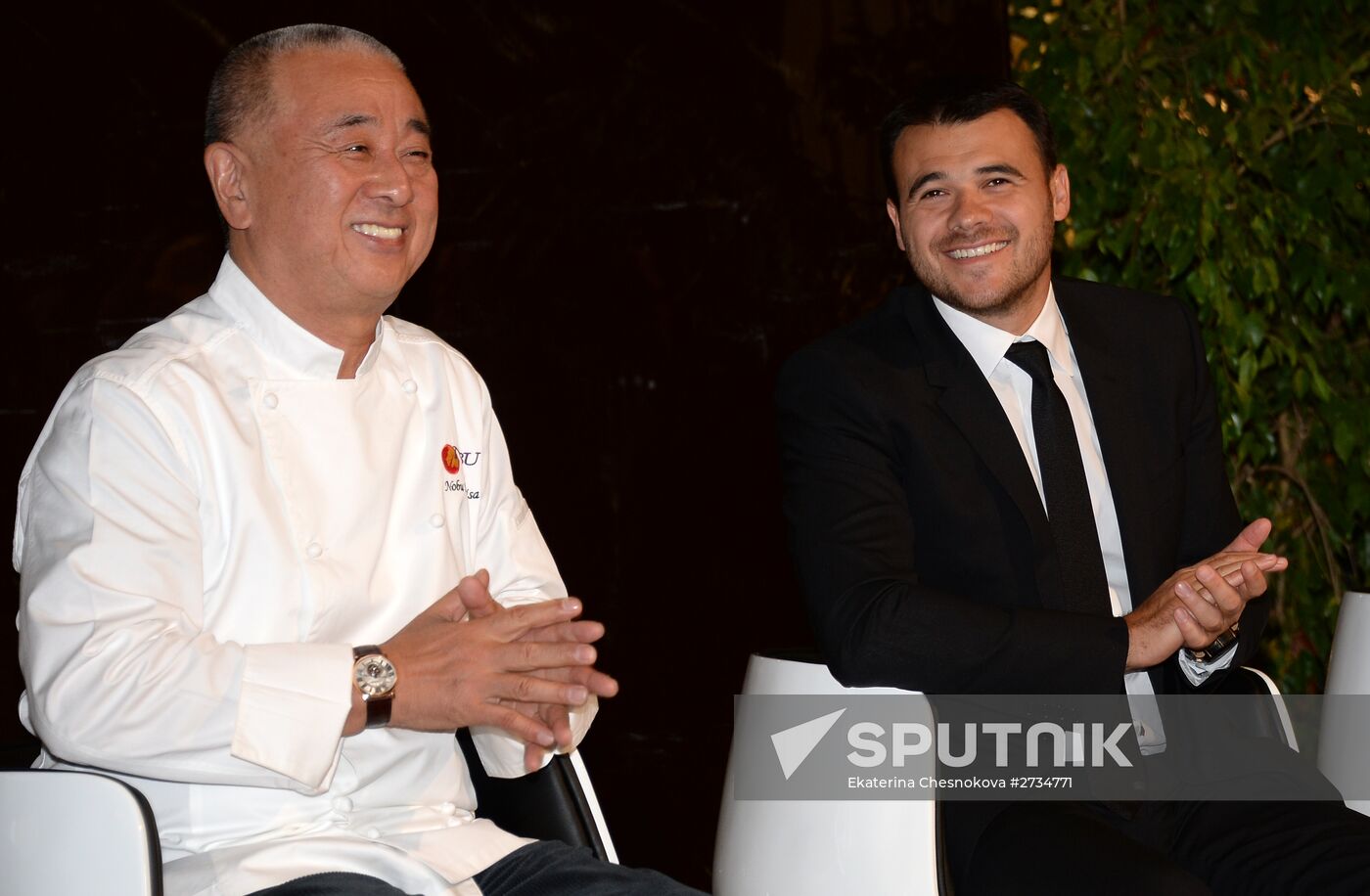Robert De Niro visits Moscow, opens Nobu restaurant