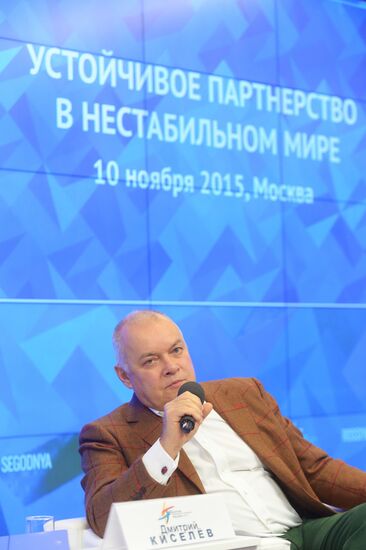Moscow hosts 2015 Forum of European and Asian Media