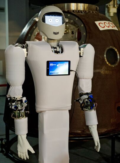 Cosmonaut Training Center displays new humanoid robotic system Andronaut