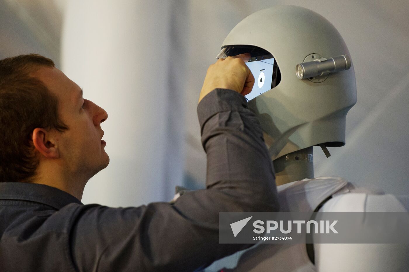 Cosmonaut Training Center displays new humanoid robotic system Andronaut