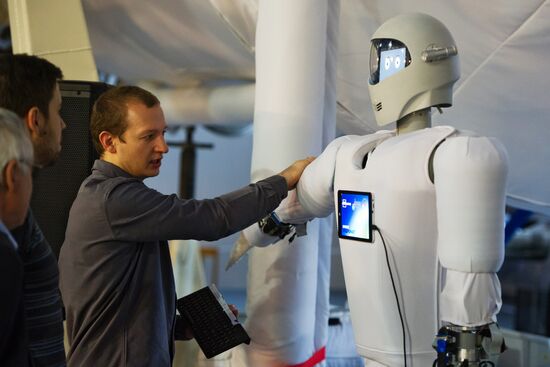 Cosmonaut Training Center displays new humanoid robotic system Andronaut