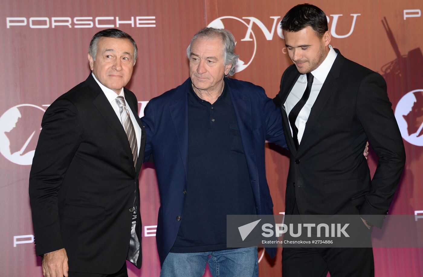Robert De Niro visits Moscow, opens Nobu restaurant