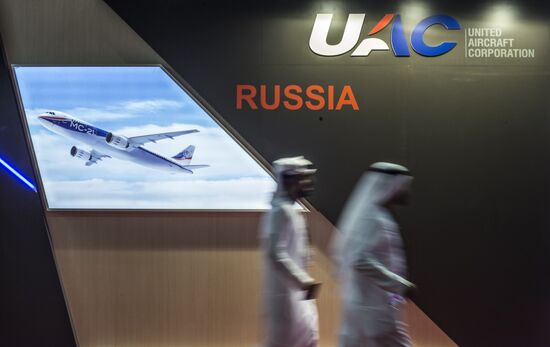 2015 Dubai Airshow. Day Two
