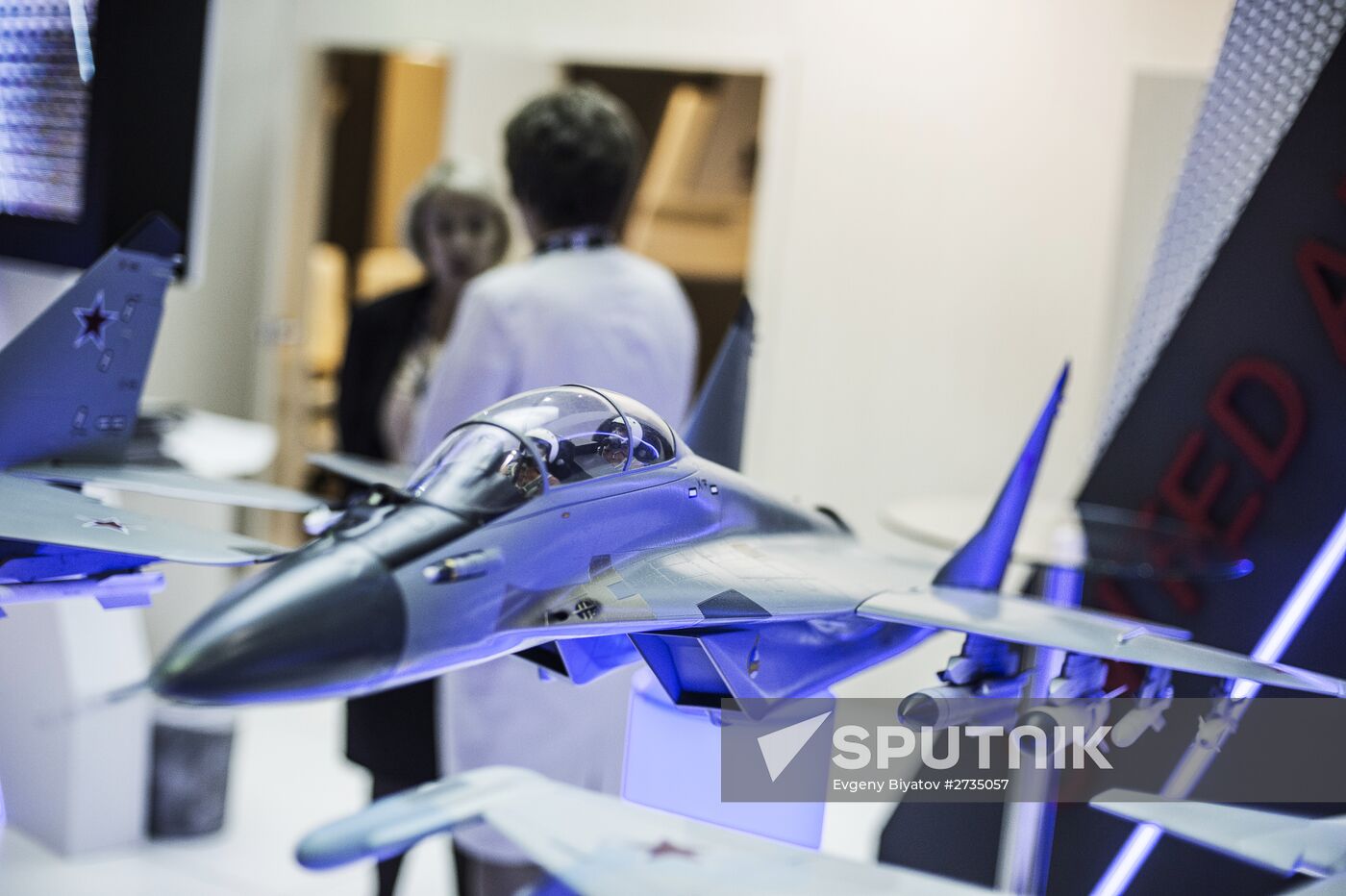 2015 Dubai Airshow. Day Two