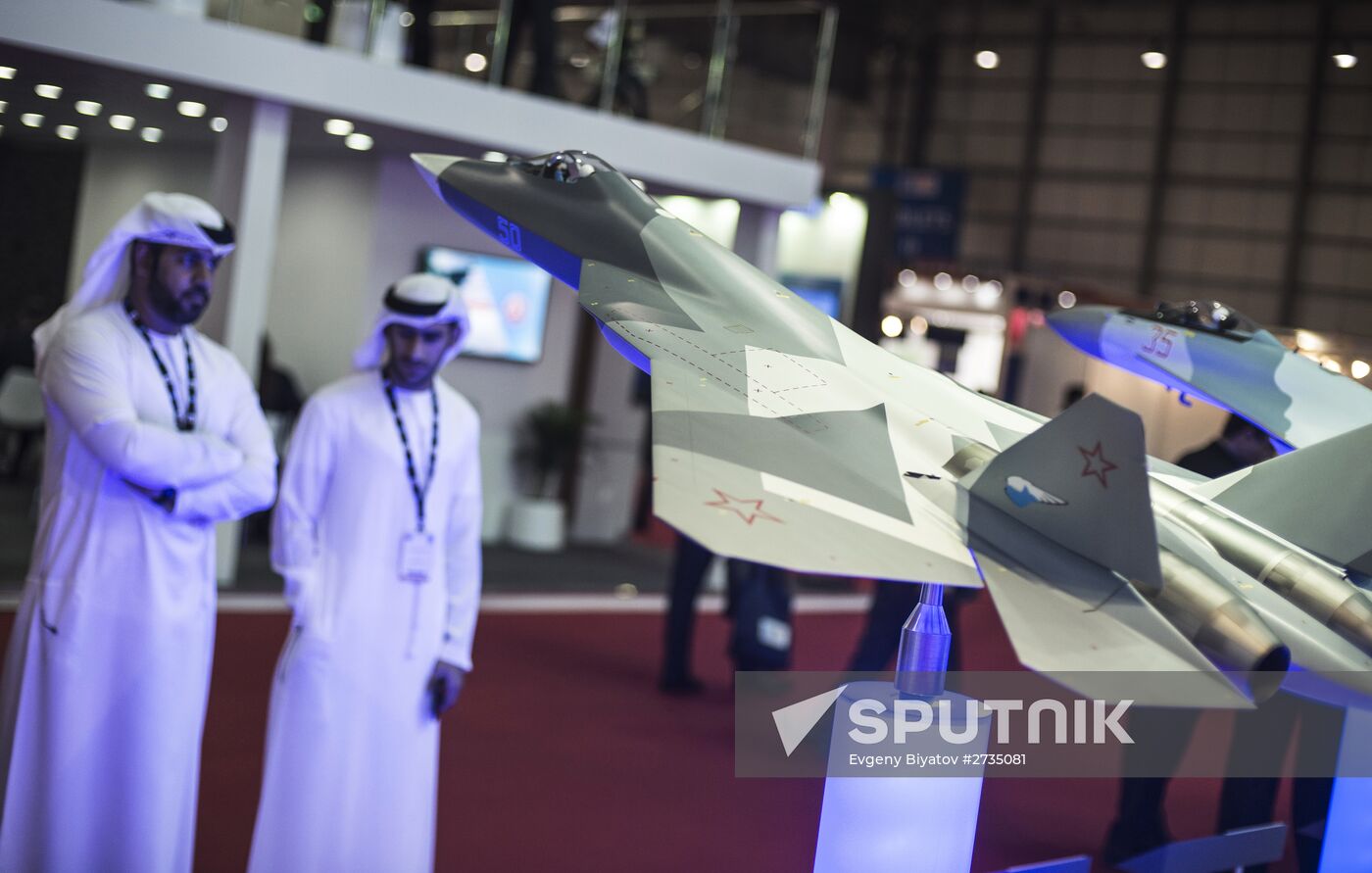 2015 Dubai Airshow. Day Two