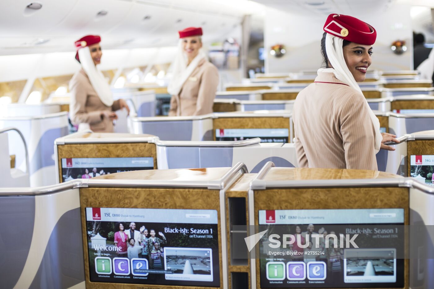 2015 Dubai Airshow. Day Two