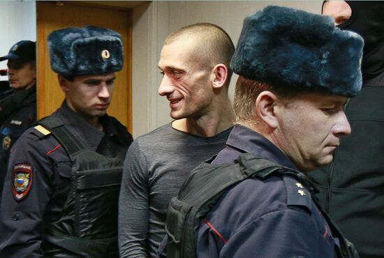 Court examines investigators' request to choose measure of restriction for artist Pyotr Pavlensky