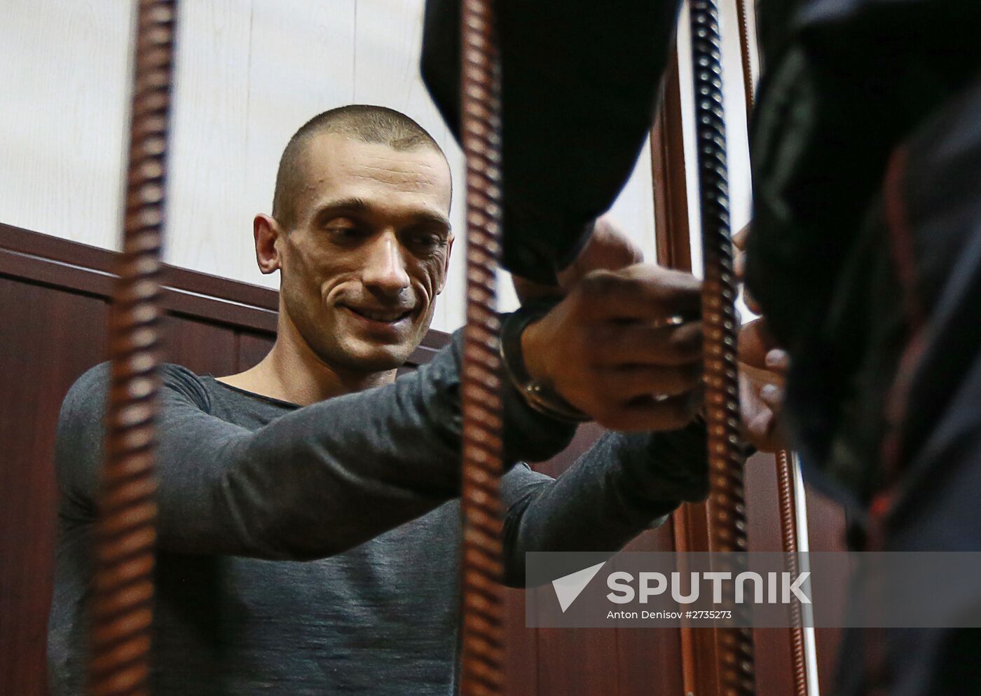 Artist Pyotr Pavlensky at pre-trial detention hearing