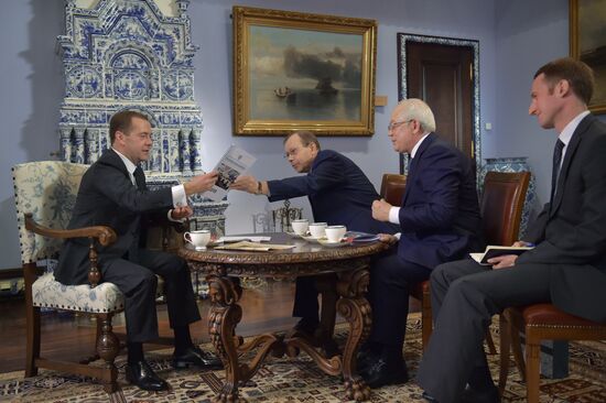 Prime Minister Dmitry Medvedev interviewed by Rossiyskaya Gazeta