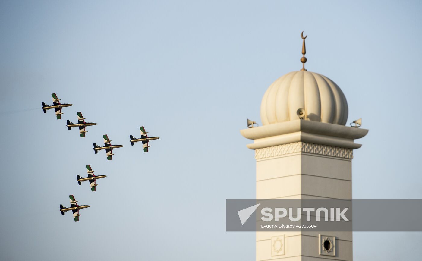 2015 Dubai Airshow. Day 3