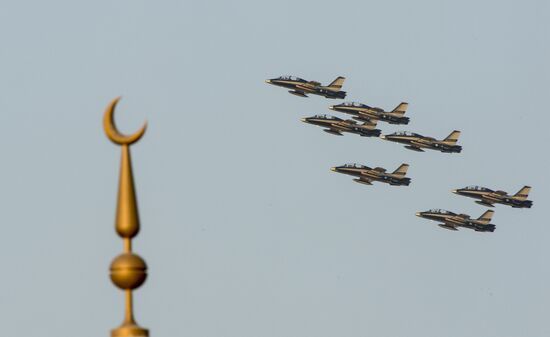 2015 Dubai Airshow. Day 3