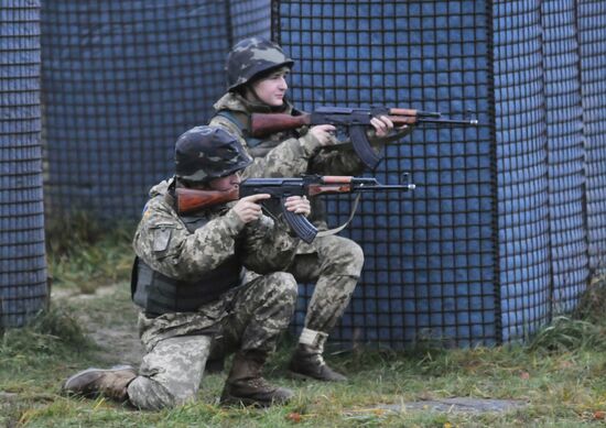 Training of Ukrainian military personnel in Lviv Region