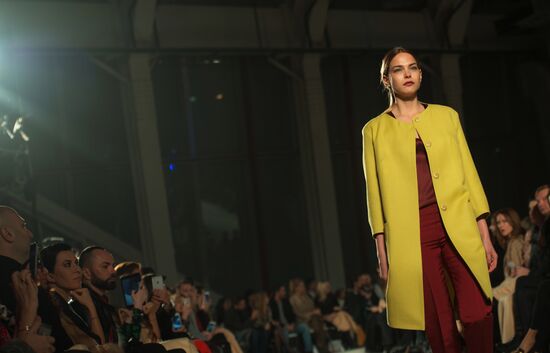 House of Chapurin presents new collection at Mercedes Benz Fashion Week