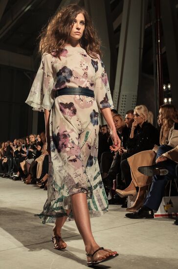 House of Chapurin presents new collection at Mercedes Benz Fashion Week