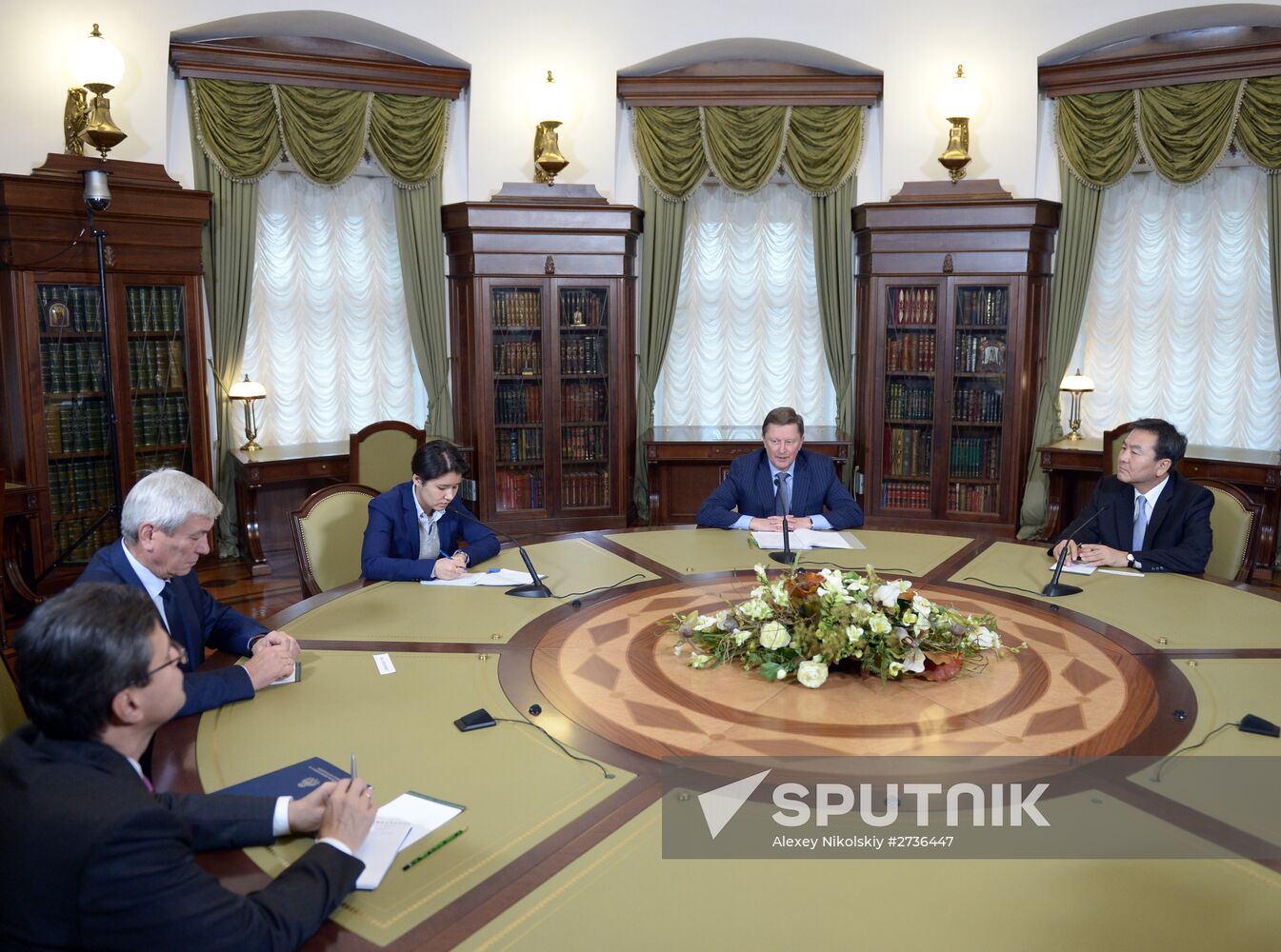 Chief of Staff of the Russian Presidential Executive Office Sergei Ivanov meets with FATF president Jee-Yoon Shin