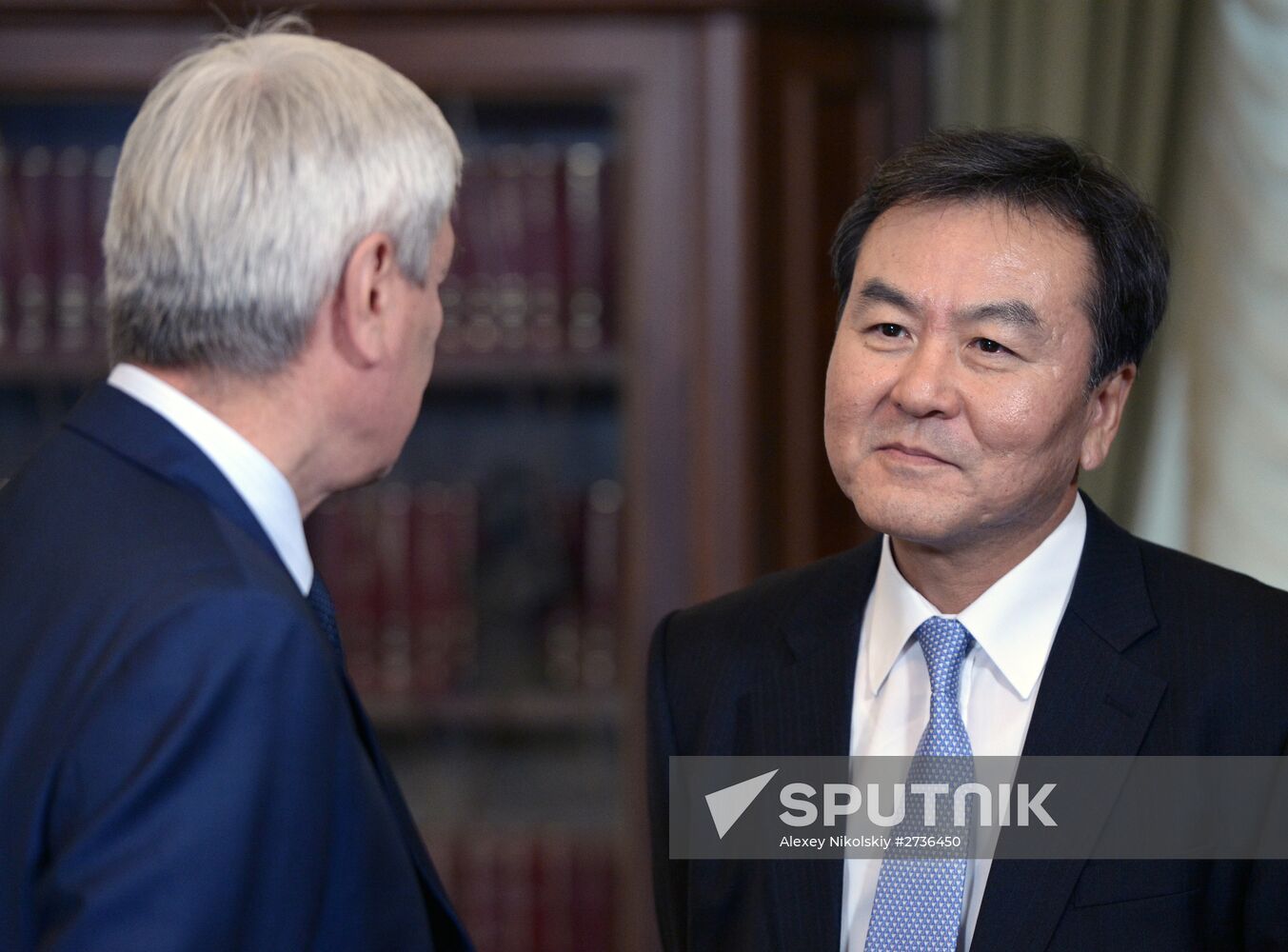 Chief of Staff of the Russian Presidential Executive Office Sergei Ivanov meets with FATF president Jee-Yoon Shin