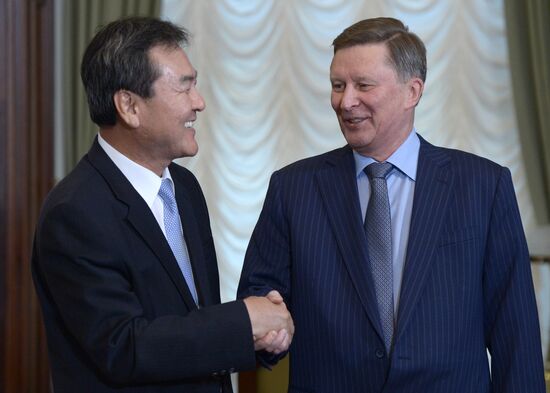 Chief of Staff of the Russian Presidential Executive Office Sergei Ivanov meets with FATF president Jee-Yoon Shin