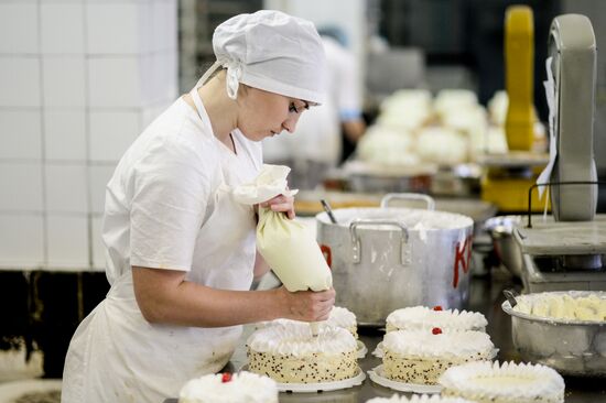 Confectionery production in Veliky Novgorod