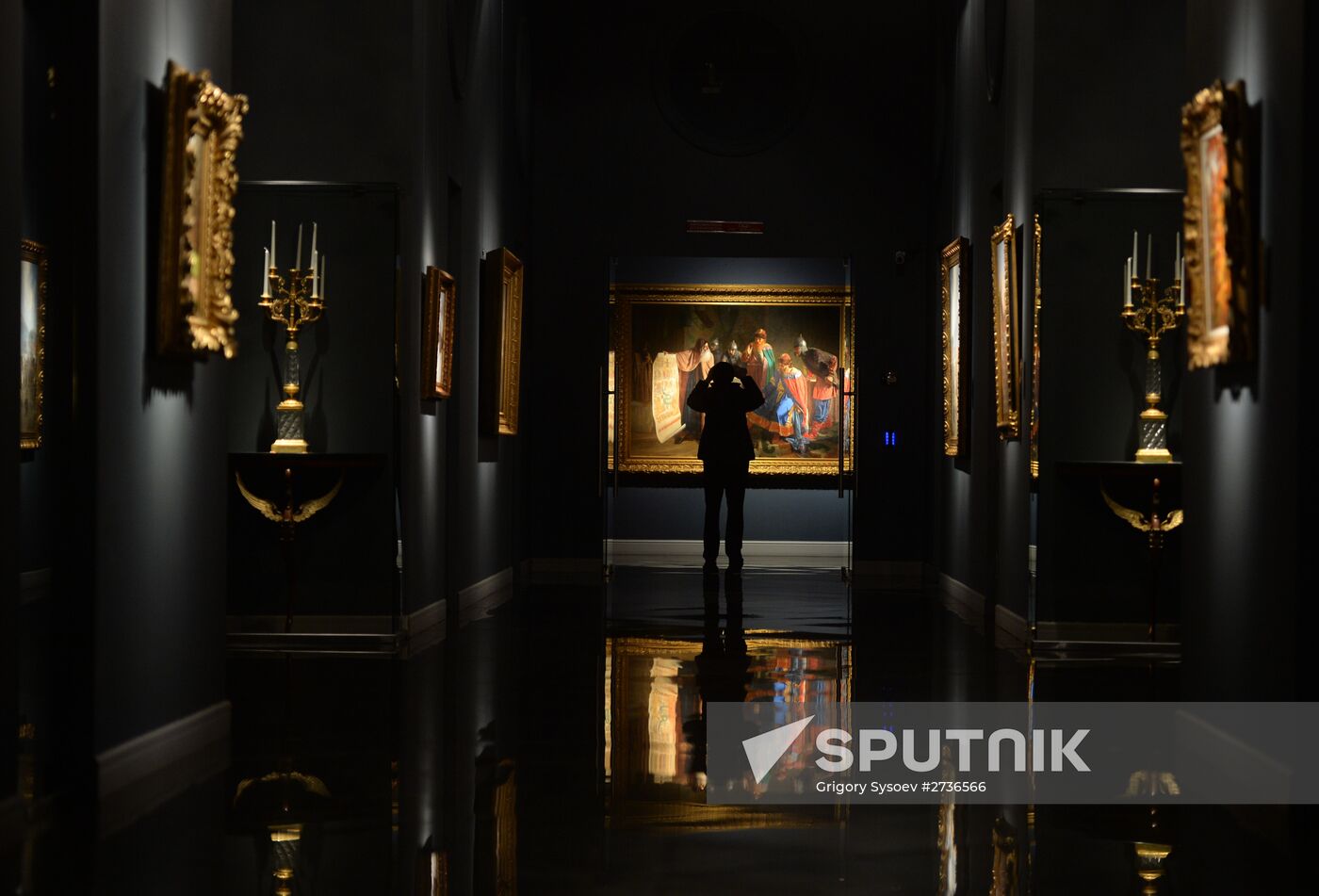 Opening "Art Center. Moscow" on Christ the Savior Cathedral premises