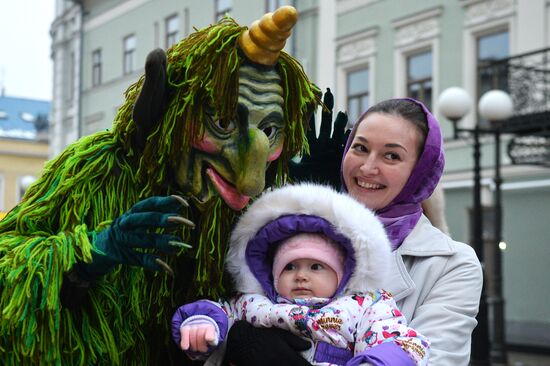 Santa Claus meets his Tatar counterpart Kysh Babai in Kazan