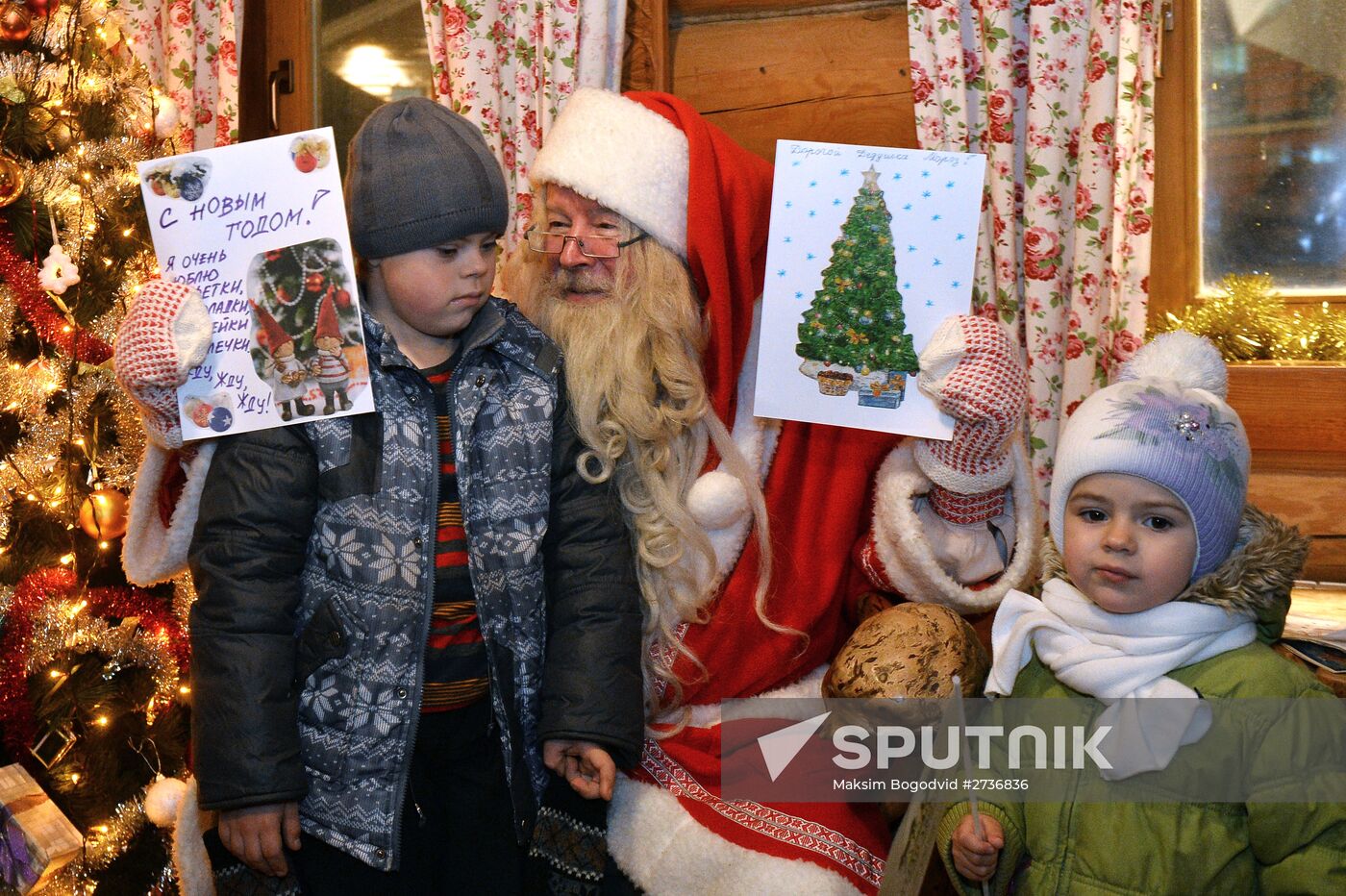 Santa Claus meets his Tatar counterpart Kysh Babai in Kazan