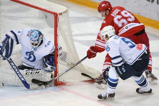 Kontinental Hockey League. Spartak vs. Dynamo Moscow