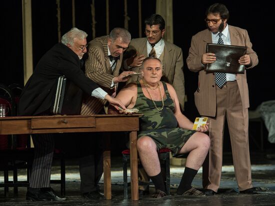 Yerevan theater on tour in Moscow