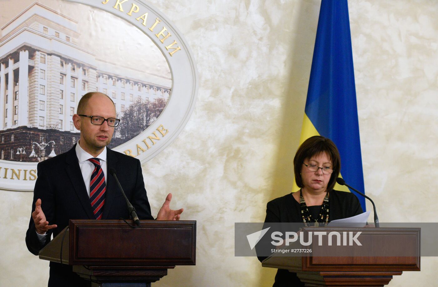 Ukrainian Prime Minister Arseniy Yatsenyuk meets with US Secretary of the Treasury Jacob Lew