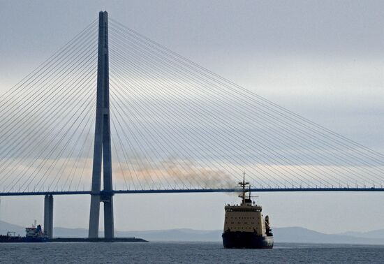 Krasin icebreaker arrives in Vladivostok port
