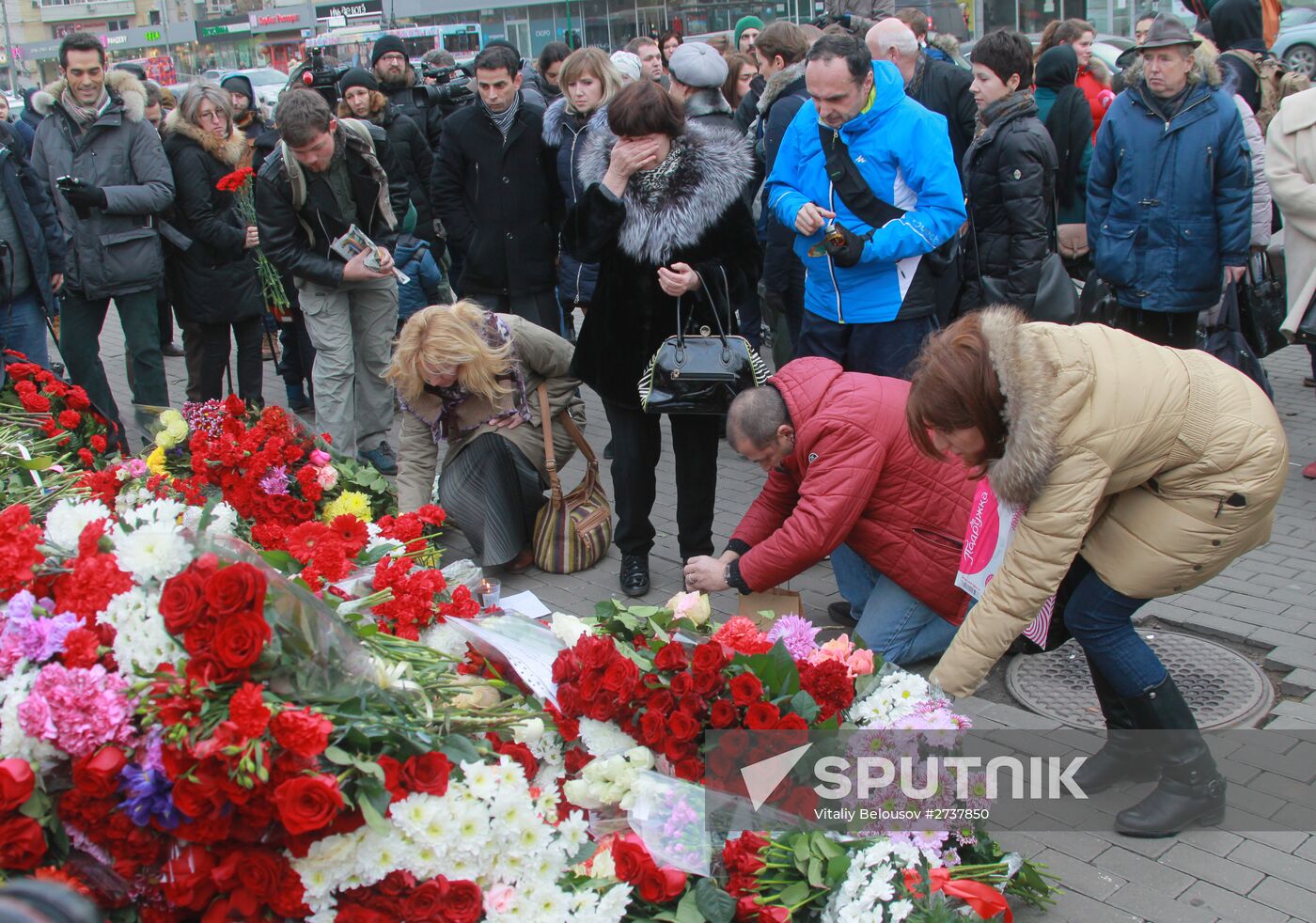 Flowers at French embassy in Moscow