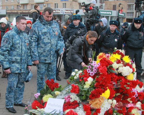 Flowers at French embassy in Moscow