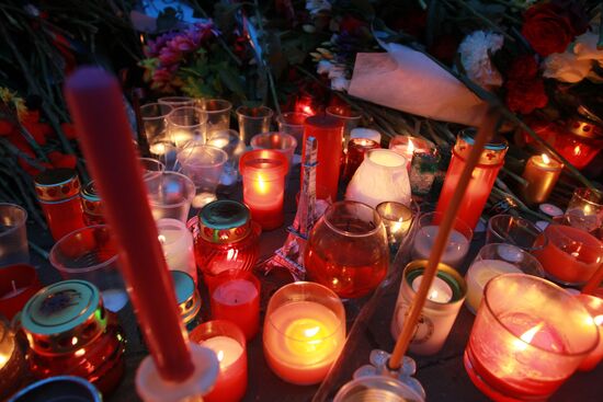 Flowers at French embassy in Moscow