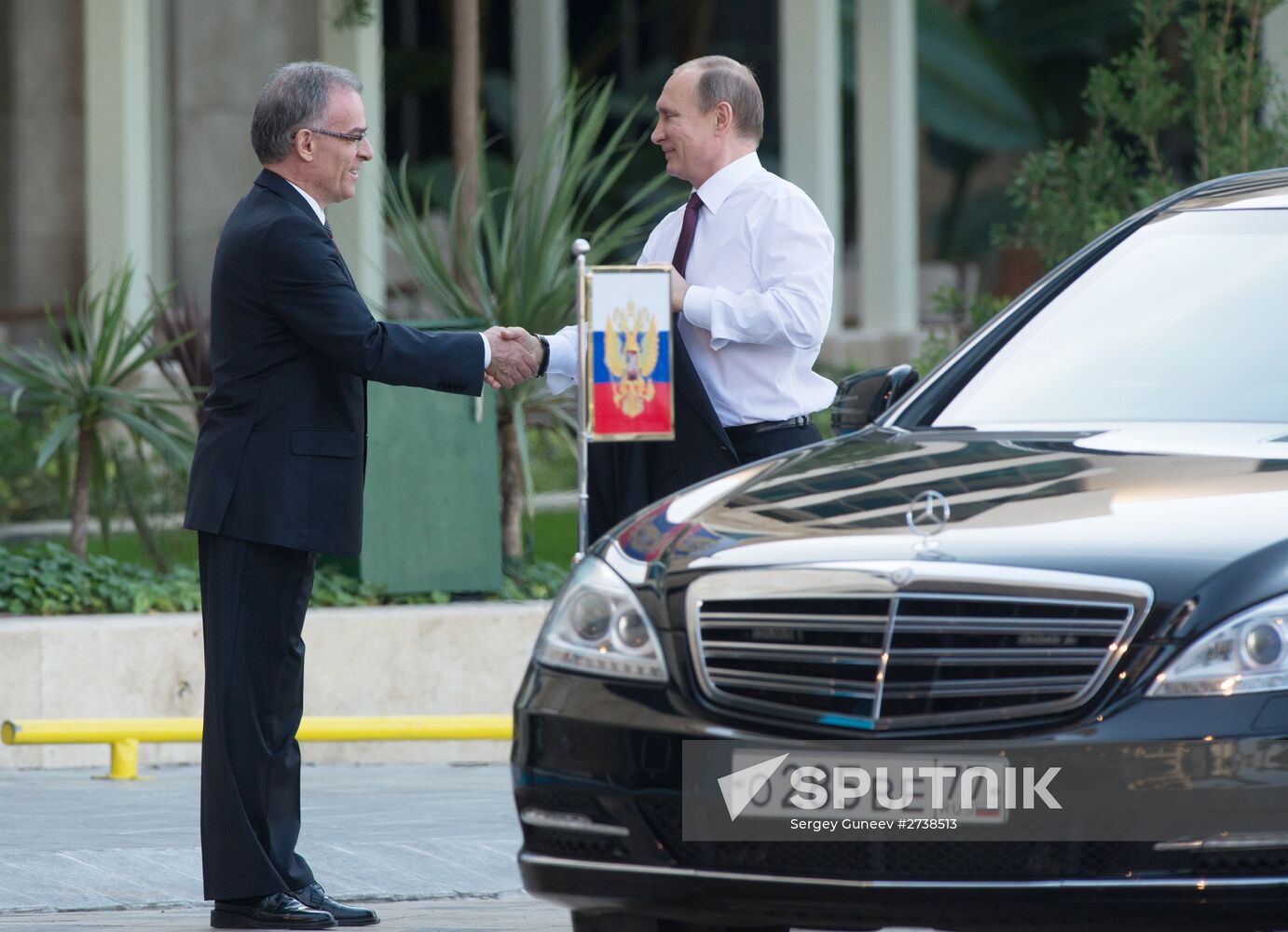 Vladimir Putin takes part in G20 summit in Turkey