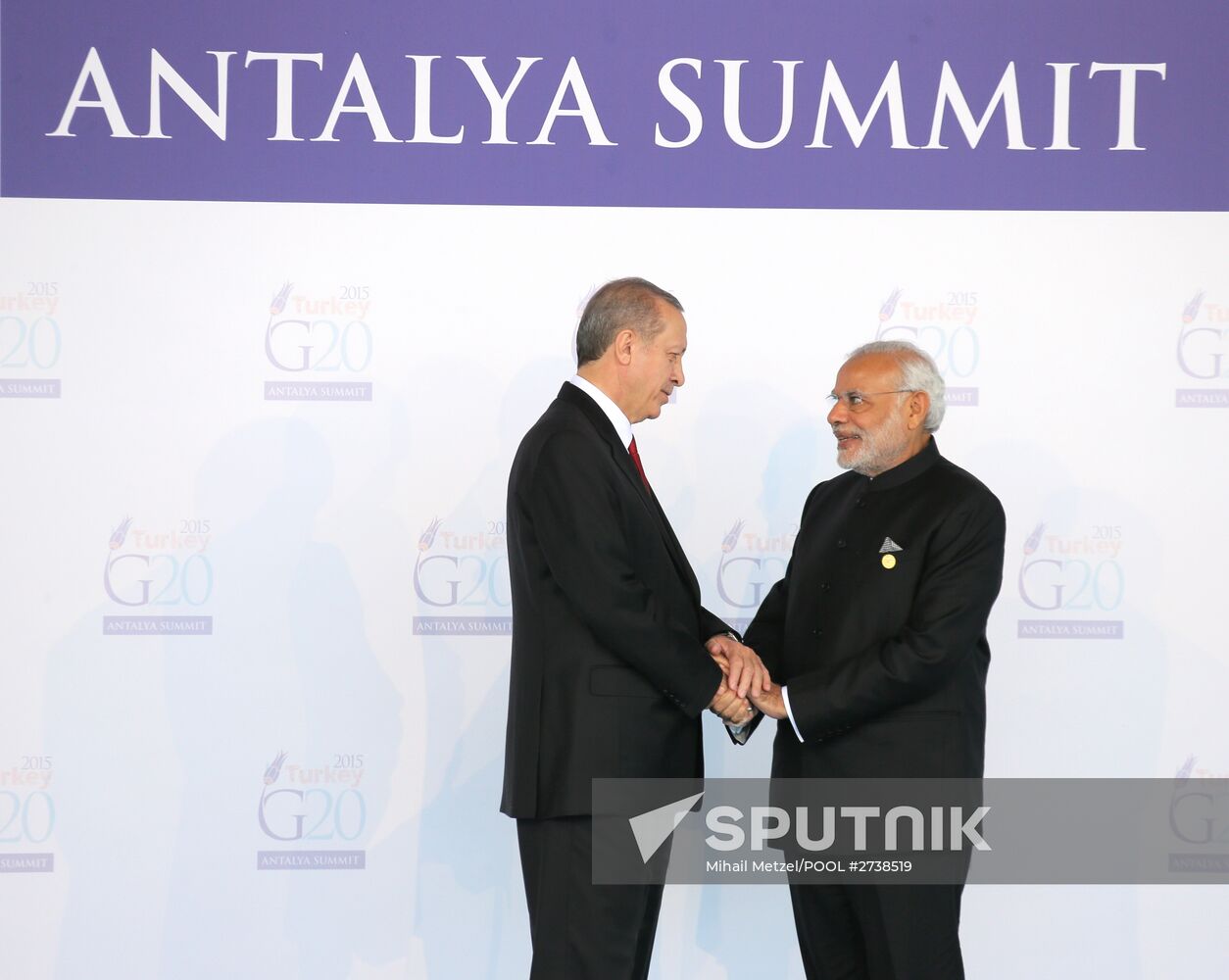 Vladimir Putin takes part in G20 summit in Turkey