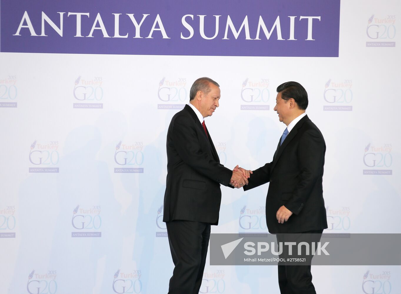 Vladimir Putin takes part in G20 summit in Turkey
