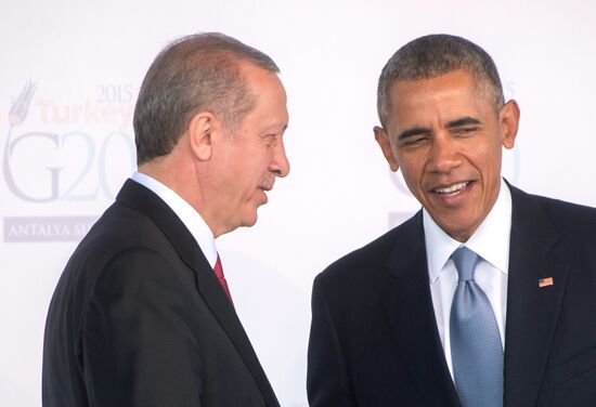 Vladimir Putin takes part in G20 summit in Turkey