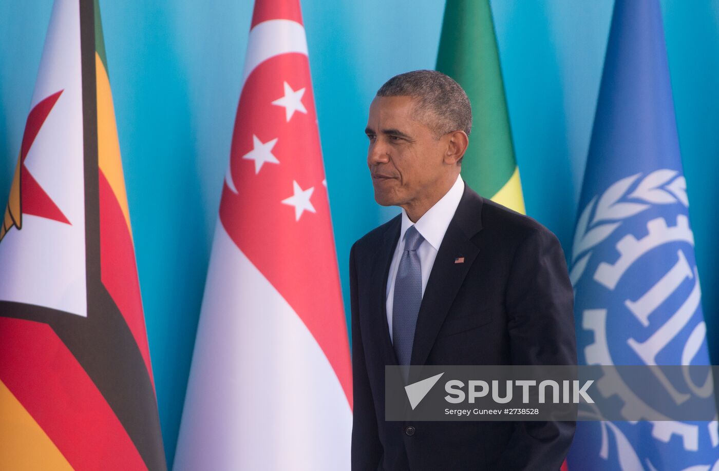 Vladimir Putin takes part in G20 summit in Turkey