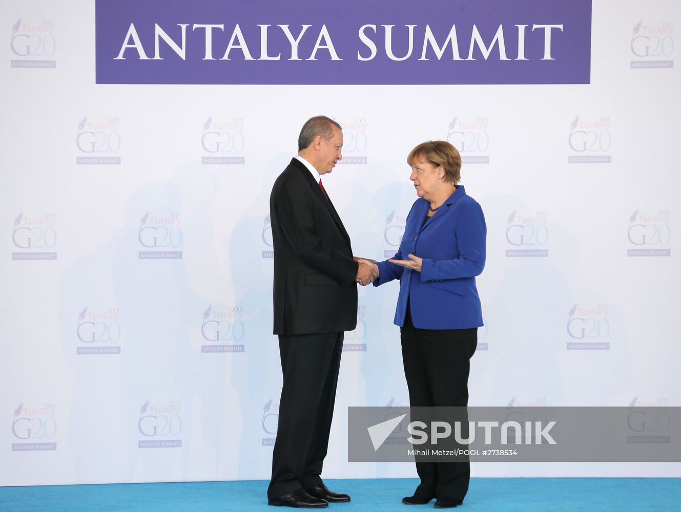 Vladimir Putin takes part in G20 summit in Turkey