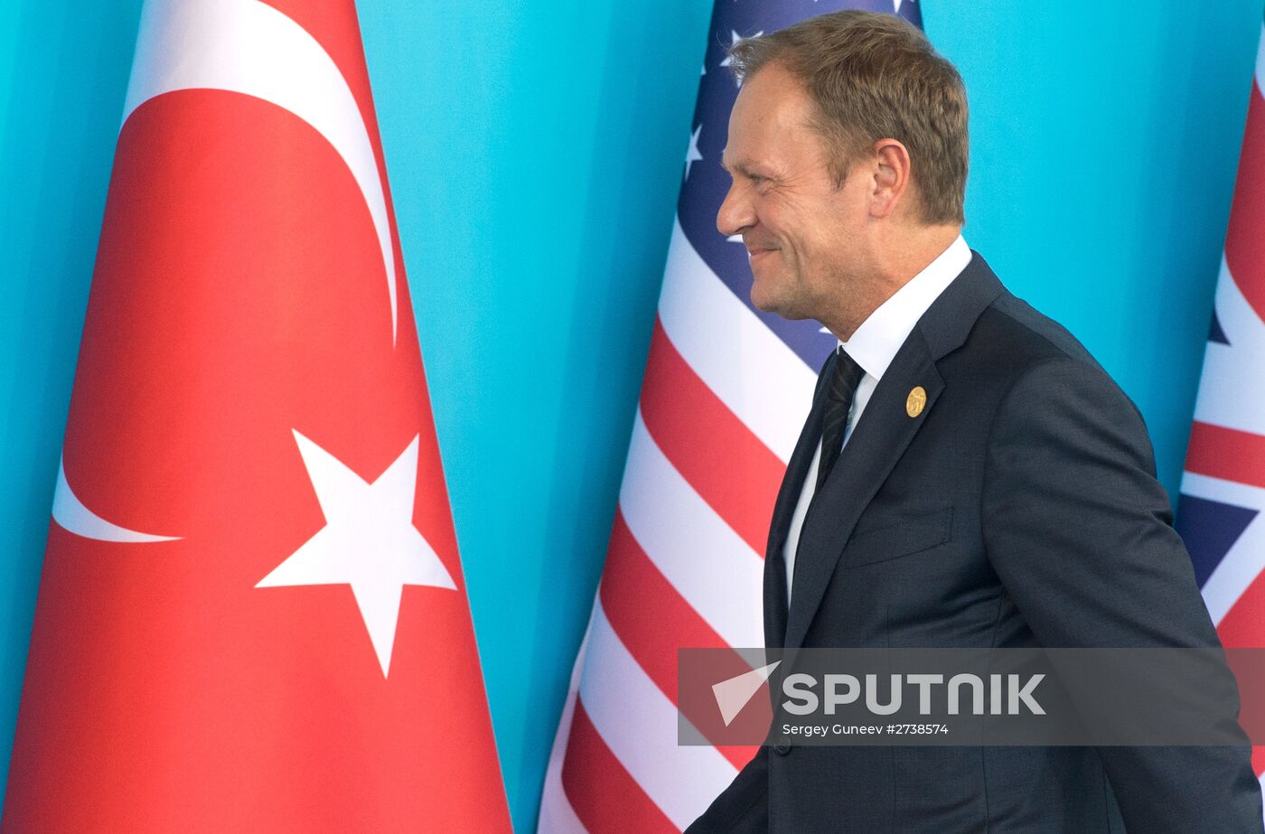 Vladimir Putin takes part in G20 summit in Turkey