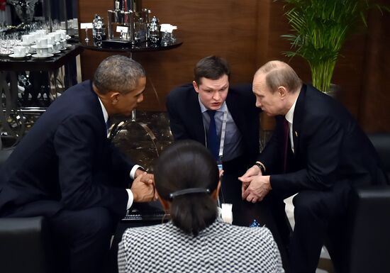 Vladimir Putin takes part in G20 summit in Turkey