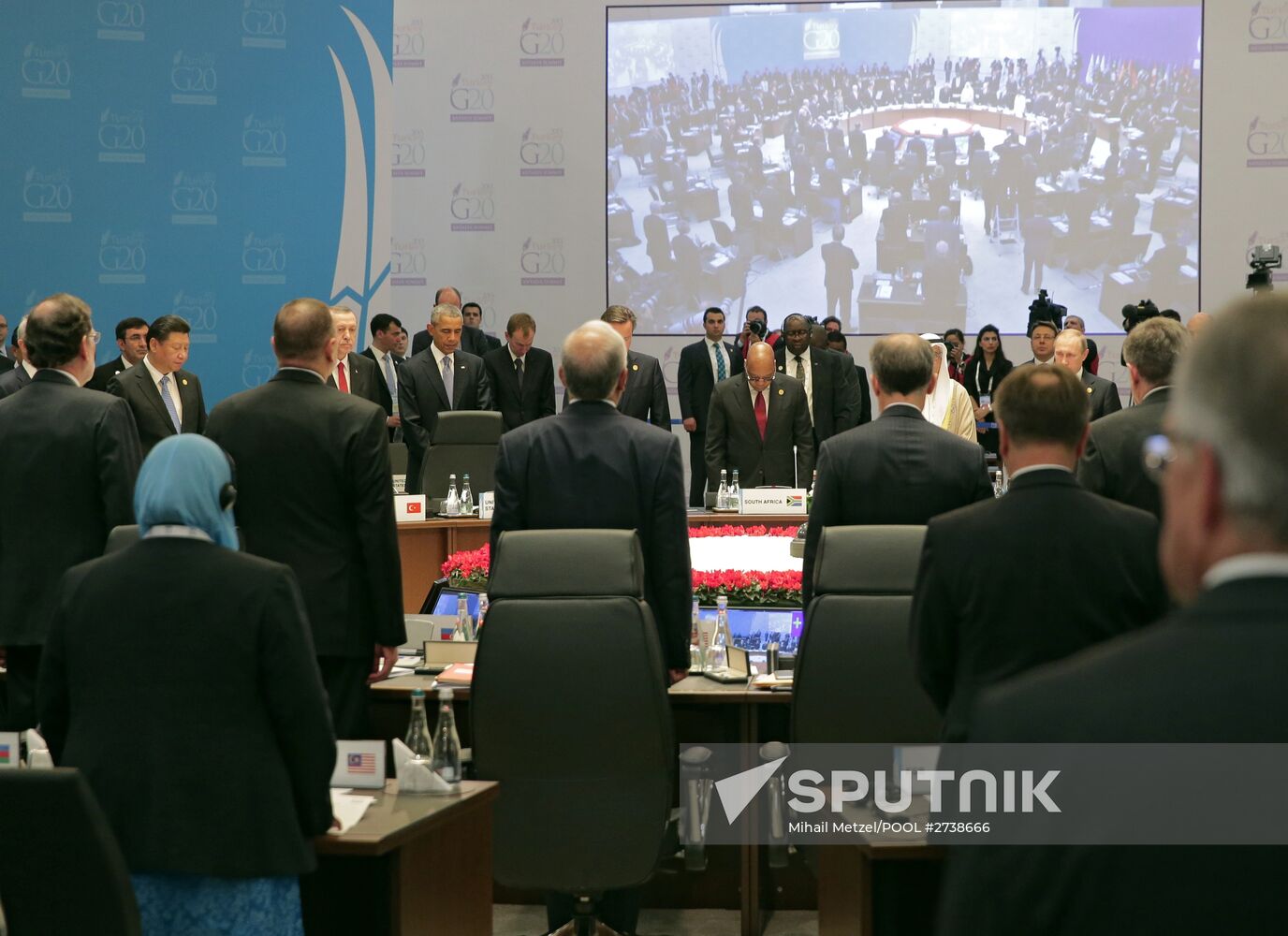 Vladimir Putin takes part in G20 summit in Turkey