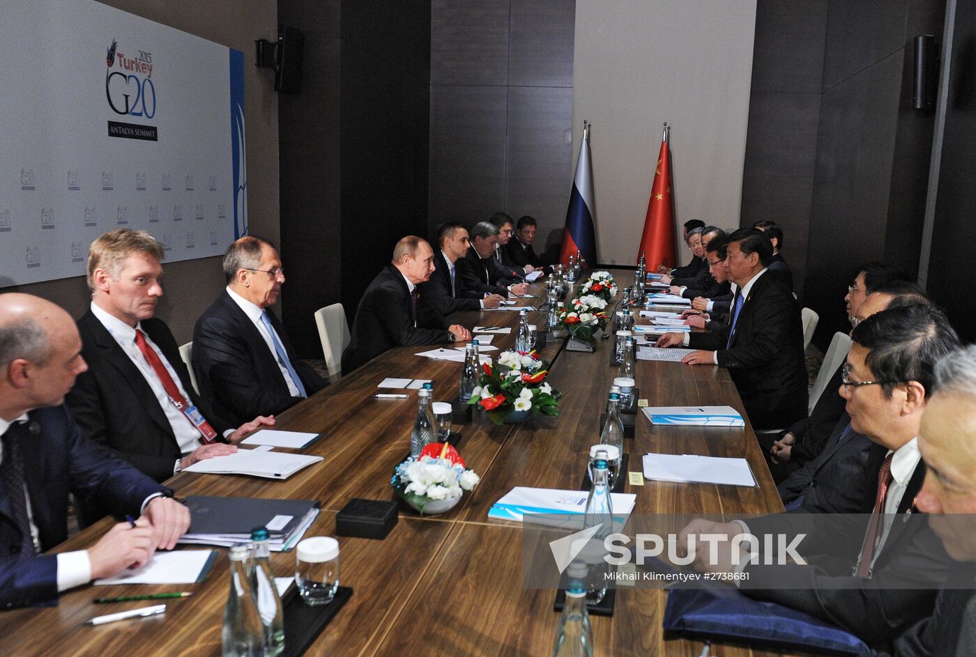 Vladimir Putin takes part in G20 summit in Turkey