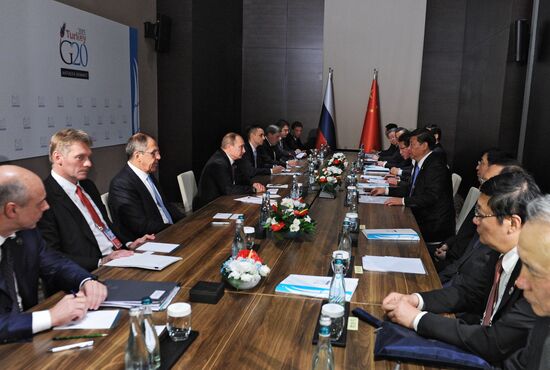 Vladimir Putin takes part in G20 summit in Turkey