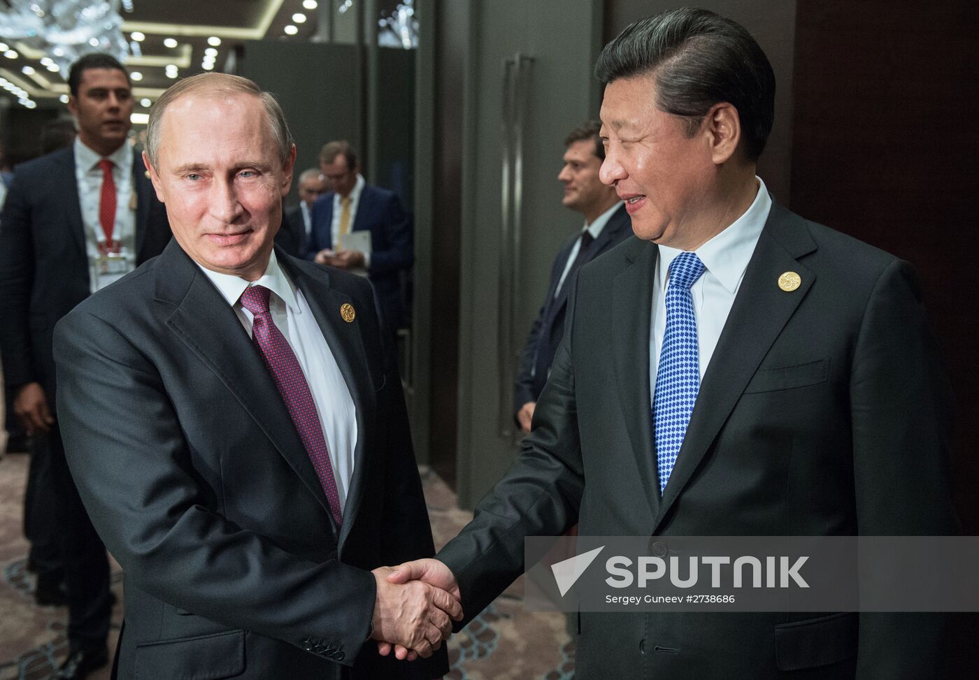 Vladimir Putin takes part in G20 summit in Turkey