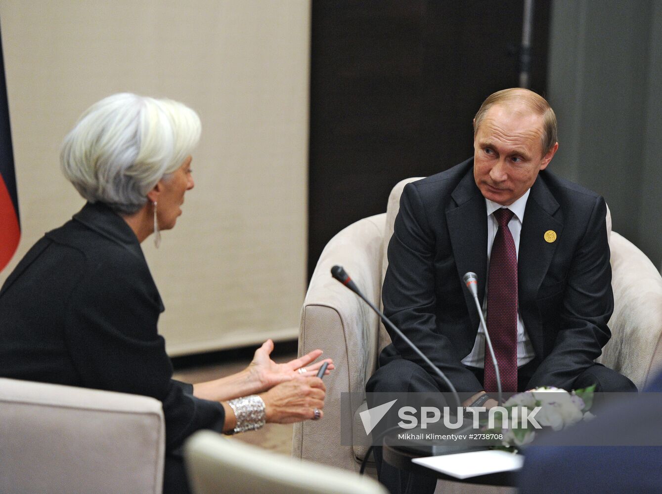 Vladimir Putin takes part in G20 summit in Turkey